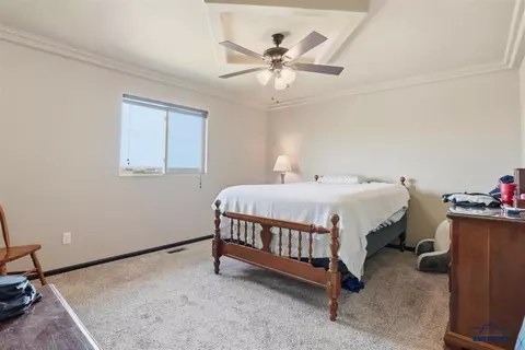 232 E Bengal Dr, Rapid City, SD 57701 photo 9