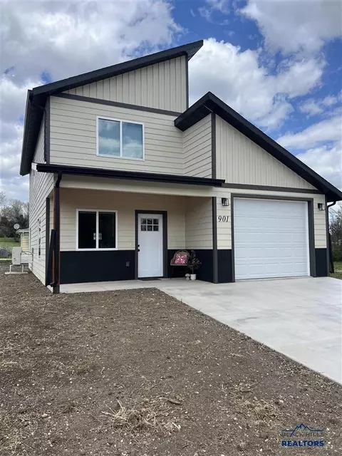 901 Butte St, Belle Fourche, SD 57717 photo 27