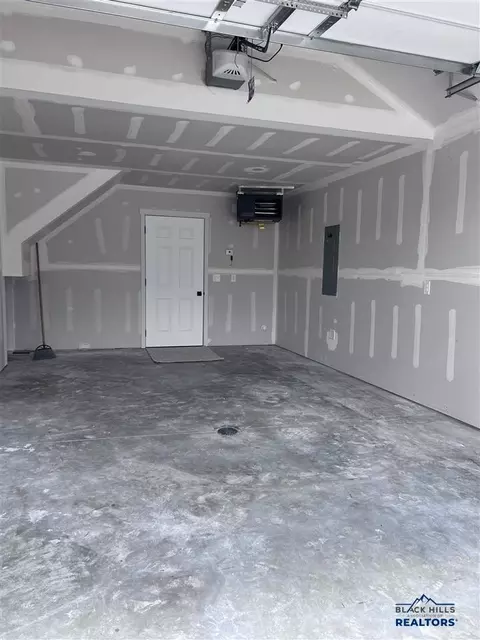 901 Butte St, Belle Fourche, SD 57717 photo 24
