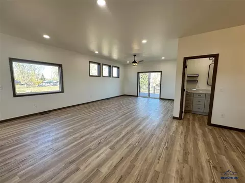 4026 Bozeman Ct, Spearfish, SD 57783 photo 11