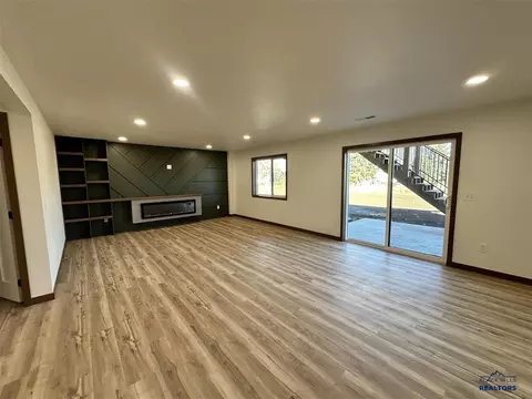 4026 Bozeman Ct, Spearfish, SD 57783 photo 19