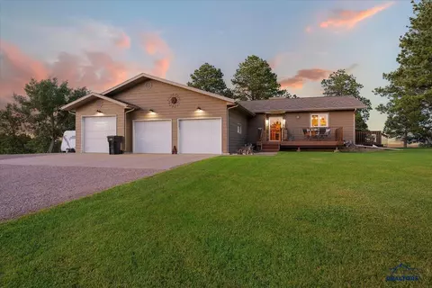 169 Timberline Rd, Spearfish, SD 57783 photo 2