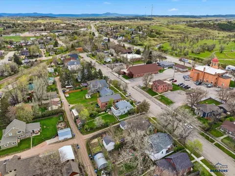821 6th Ave, Belle Fourche, SD 57717 photo 24