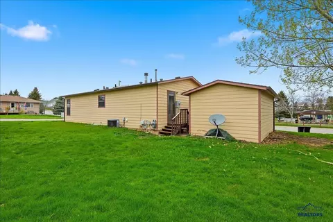 3203 7th Ave, Spearfish, SD 57783 photo 18