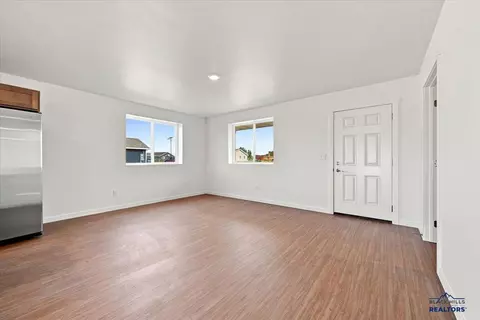 10897 Eagle Ct, Belle Fourche, SD 57717 photo 6