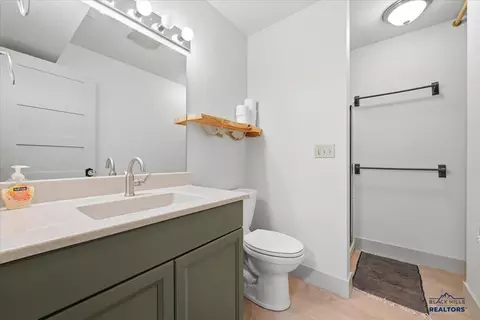 Bath - 340 Fairway Dr, Spearfish, SD 57783 photo 3 of 3