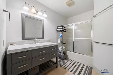 Bath - 340 Fairway Dr, Spearfish, SD 57783 photo 1 of 3