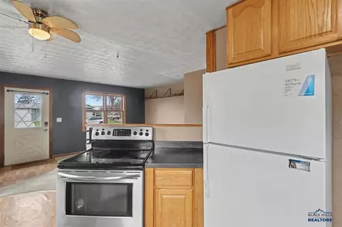 2043 10th Ave, Belle Fourche, SD 57717 photo 15