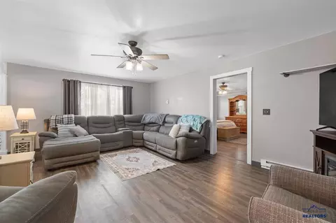 522 Swallow Dr, Box Elder, SD 57719 photo 12