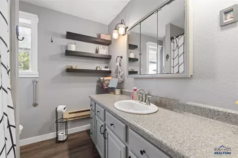 522 Swallow Dr, Box Elder, SD 57719 photo 27