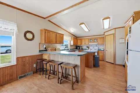 703 Ziebach St, Belle Fourche, SD 57717 photo 9