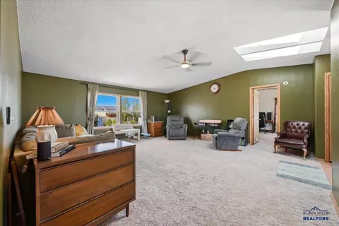 703 Ziebach St, Belle Fourche, SD 57717 photo 13