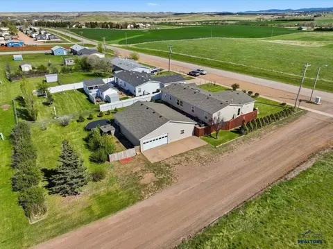 703 Ziebach St, Belle Fourche, SD 57717 photo 26