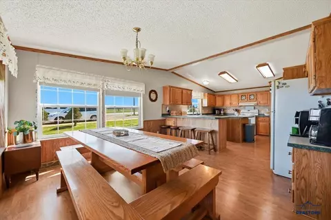 703 Ziebach St, Belle Fourche, SD 57717 photo 8