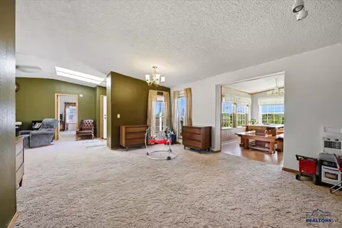 703 Ziebach St, Belle Fourche, SD 57717 photo 12