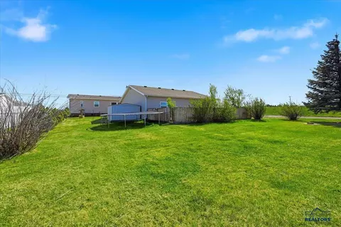 703 Ziebach St, Belle Fourche, SD 57717 photo 4
