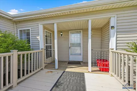 703 Ziebach St, Belle Fourche, SD 57717 photo 23