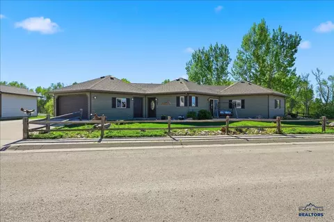 2417 N Canyon St, Spearfish, SD 57783 photo 2