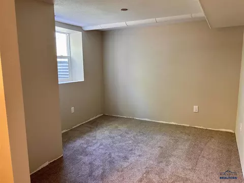 Bedroom - 310 7th Ave, Edgemont, SD 57735 photo 2 of 3