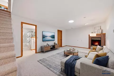Living - 3035 Meadow Ln, Spearfish, SD 57783 photo 2 of 3