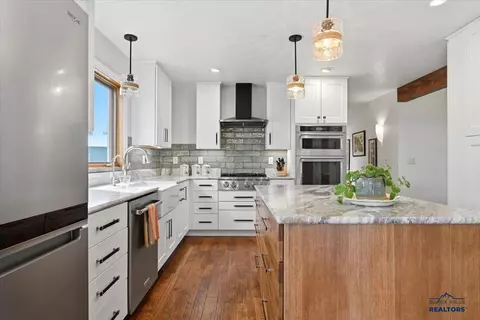Kitchen - 3035 Meadow Ln, Spearfish, SD 57783 photo 3 of 3