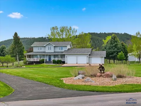 Exterior - 3035 Meadow Ln, Spearfish, SD 57783 photo 2 of 5