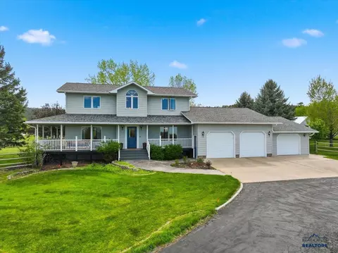 Exterior - 3035 Meadow Ln, Spearfish, SD 57783 photo 3 of 5
