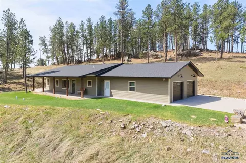 25584 Highway 16385, Custer, SD 57730 photo 2