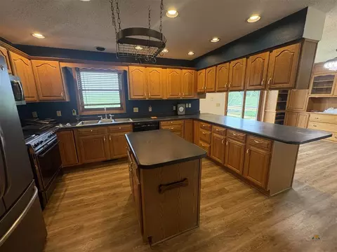 Kitchen - 293 Rd Ave #27268 297TH AVENUE, Winner, SD 57580 photo 2 of 4