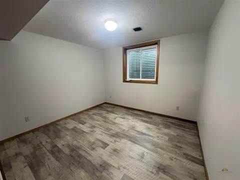 Bedroom - 293 Rd Ave #27268 297TH AVENUE, Winner, SD 57580 photo 9 of 12