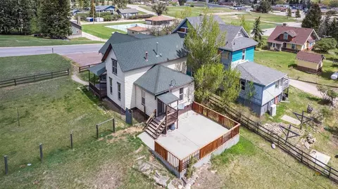 214 Crook St, Custer, SD 57730 photo 4