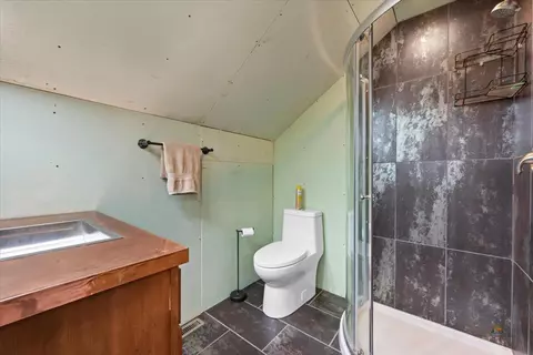 Bath - 507 Gold St, Lead, SD 57754 photo 6 of 6