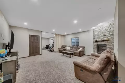 5804 Harper Ct, Rapid City, SD 57702 photo 20