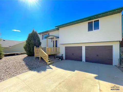 706 Taylor Ct, Belle Fourche, SD 57717 photo 23