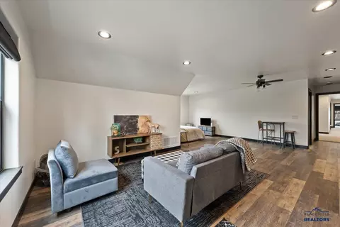 21252 Crest View Ct, Lead, SD 57754 photo 30