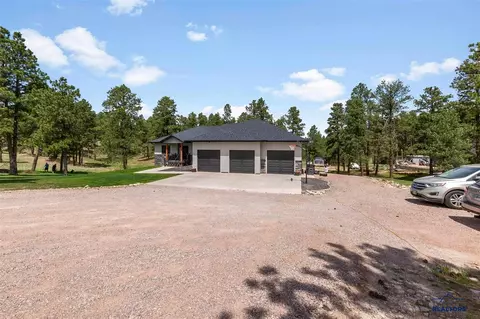 8746 Sheridan Lake Rd, Rapid City, SD 57702