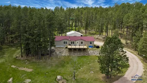 12364 Rose Pl, Custer, SD 57730