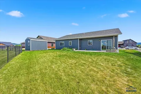 1724 Russell St, Spearfish, SD 57783 photo 20