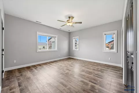 1724 Russell St, Spearfish, SD 57783 photo 14