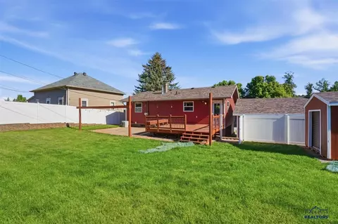 713 E Grant St, Spearfish, SD 57783 photo 36