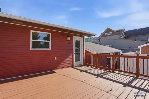 713 E Grant St, Spearfish, SD 57783 photo 33
