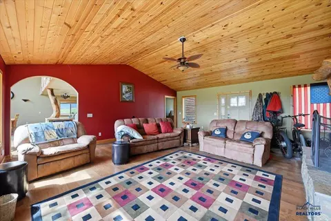 Living - 11025 Eagle Trl, Lead, SD 57754 photo 3 of 5