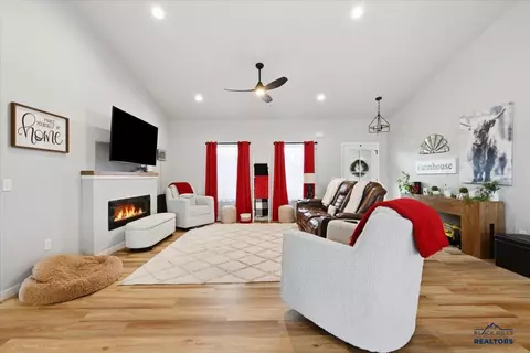 1420 Bozeman Ct, Spearfish, SD 57783 photo 6