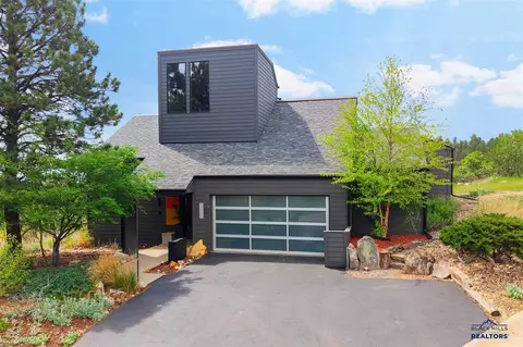 1127 Woodridge Dr, Rapid City, SD 57701