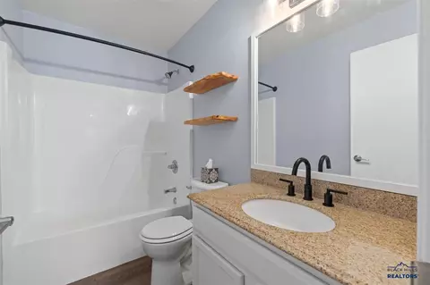 Bath - 328 Ruhe Ln, Box Elder, SD 57719 photo 2 of 3