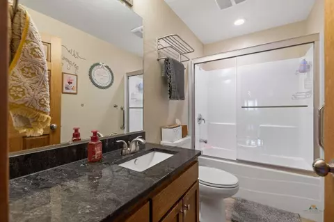 Bath - 11892 Katherine Ct, Custer, SD 57730 photo 4 of 4