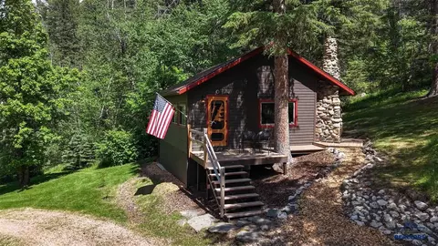 432 Lafferty Gulch, Keystone, SD 57751