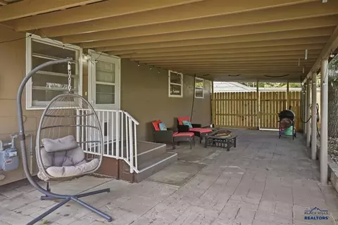 Exterior - 822 N 10th St, Spearfish, SD 57783 photo 7 of 8