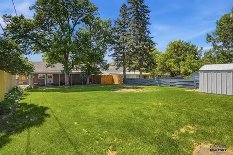 Exterior - 822 N 10th St, Spearfish, SD 57783 photo 3 of 8