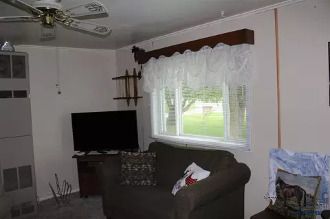 1214 Pine St, Whitewood, SD 57793 photo 11